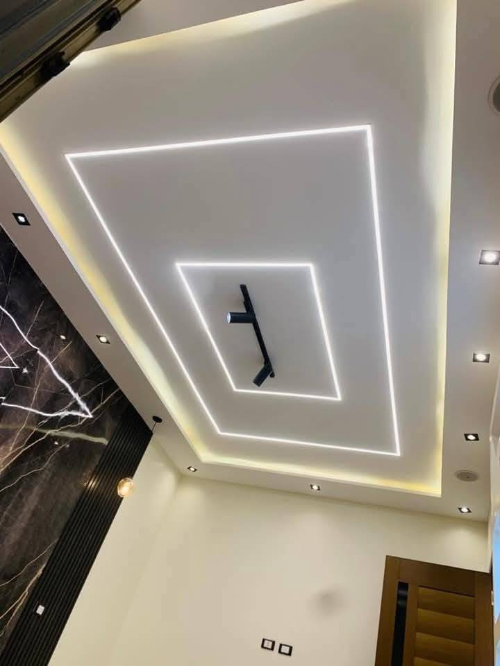 🔹 تنفيذ جميع أعمال الديكور والجبس في البصرة 🔹
✔️ تصميم وتنفيذ جبس بورد حديث
✔️ أسقف معلقة + مخفي + أشكال عصرية
✔️ شغل نظيف وبخبرة  
💰 أسعار مناسبة حسب الشغل
📍 العمل داخل البصرة
📞 للحجز والاستفسار: ***********]
📸 نماذج من أعمالنا بالصور 👇
