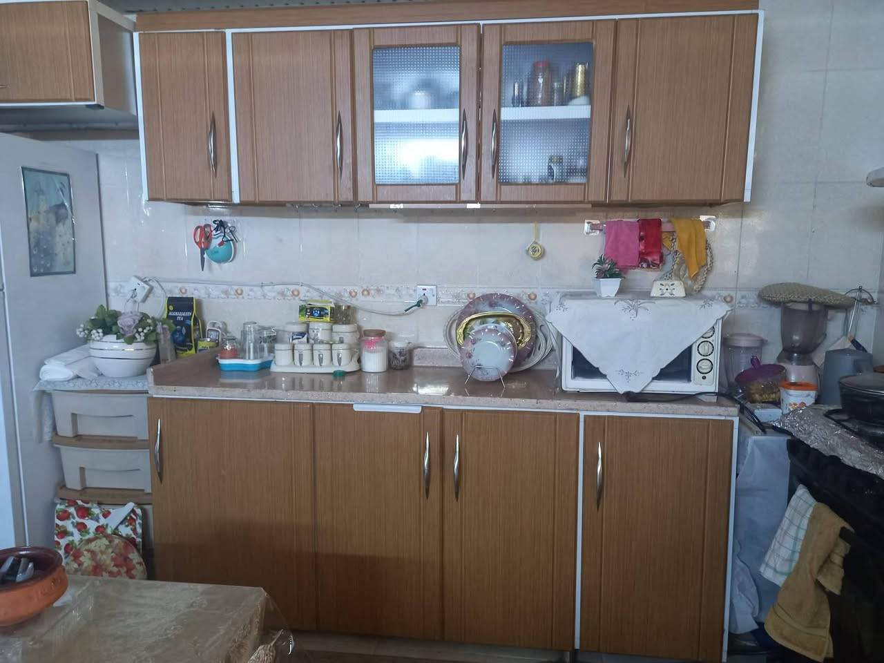 كاونتر مال بيت للبيع نظيف هيكل المنيوم أبواب خشب mdf والسطح مرمر اصلي


**إذا كنت صاحب هذا الإعلان وتريد حذفه لأي سبب، رجاءا أرسل رسالة إلى الدعم الفني**