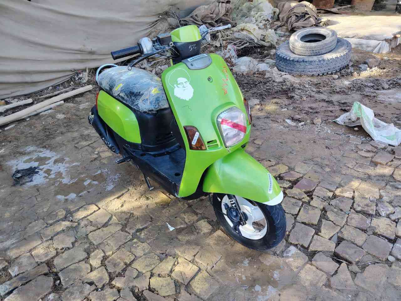 السلام عليكم ماكس بوليس للبيع دراجه نضيفه كلش سلف شغال هندر كرهبايت شغاله هورن  لايت زنون صارنصه رياضي دراجه حلوه ونضيفه مفتوحه مره وحده مكان الدراجه الديوانية قضاءالحمزه الشرقي ***********
