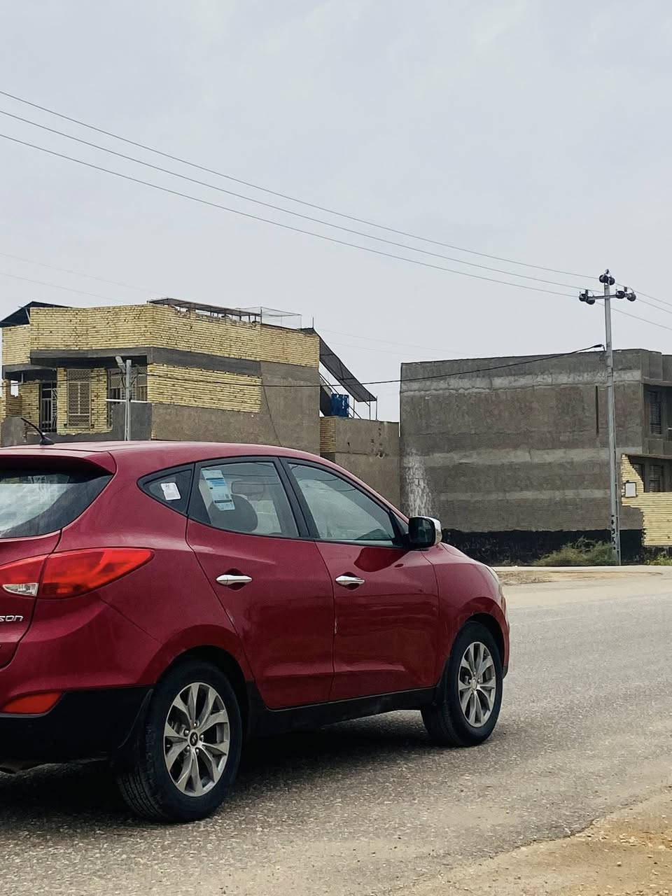 سلام عليكم توسان خليجي2013 كير ومحرك وحداديه كفاله تخم تاير جديد محرك2000دوش المرغوب رقم بغداد بيها3قطع صبغ بدون دواخل كفاله 
السعر115وبيها مجال 
الاتصال***********
مامتوفر  بلخاص☝️☝️
مواصفات السياره 
تحكم اشترين 
شاشه
كأمره 
كشنات جلد 
ويل كروم
