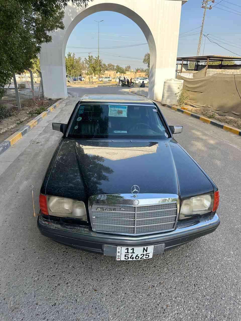 السلام عليكم
مارسدس جامبو باب قصير 
موديل 1989 بغداد دولي باسمي 
مكينه بلاد قبق اسود
تشگ الگاع شك 
اترايك وين ميعجبك  
كير ومكينه جدد خير من الله 
اريل كهرباء 
تبريد 
تخم تاير 
حداديه 70 %
سياره جدا نظيفه ما مغسوله احلى من الصور 
السعر 70
***********
