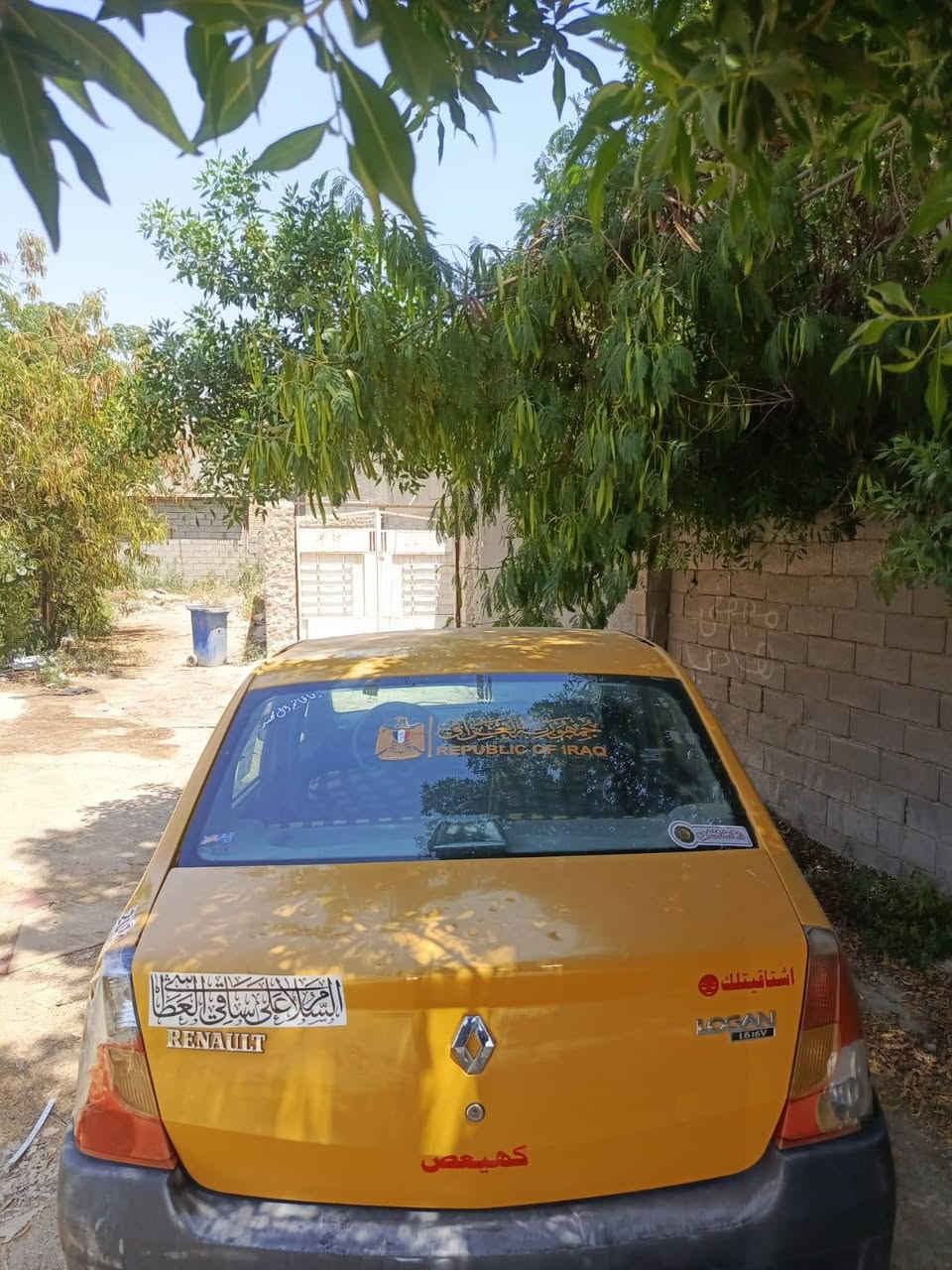 وينهم الجناية عارضلك ارخص  رينو لوكان الفحل المرغوب رقم بغداد الماني كير ومحرك فرنسي تخم تاير خط ابيض جديد جواها منضومة تبريد كاملة وشغال نقصها بس غاز صدر وحدادية جاهزة مال شغل وخطوط مال مدارس وموضفين وسعرها بس ب(( 14 ورقة )) وبيها مجال للناس الي تجيني من مكان بعيد سيارة جاهزة كبل للشارع وقوية وعضمتها حلوة وكاعدة بالشارع مدوشمة ومجمبزة جديد سيارة ترايك بيها محافظات وعائلية وتفيدك زيارات مناسبات عدك دوام بعيد بيها سنوية تفاصيل يعني واجة من المرور تمشي بيها محد يحاسبك وسويلك بيها مكاتبة اتكفلك بيها سرقة وعشائر وقانون وطلب سيارة أصولية ومدكوكة بالمرور بس راعيها مغير عنوانة فقط وتاخذها من بيتي اي مشكلة بيها تحركها وطيك فلوسك وشوكت ماتبيعها تجيب فلوسها ومكاني بغداد الزعفرانية وهذا رقمي وموجود واتساب همينة إذا ماعدك رصيد وتدلل ***********
