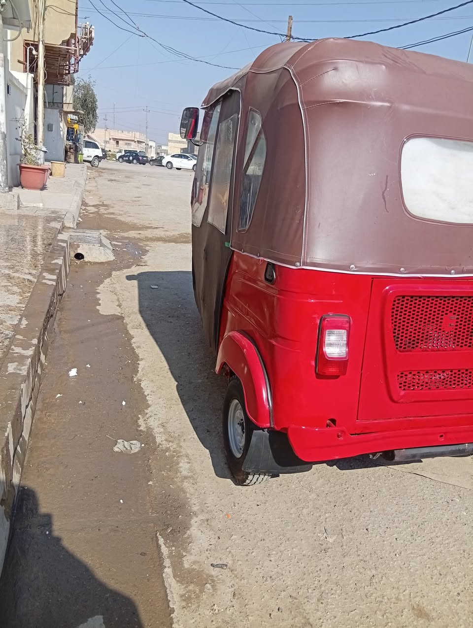 اسلام عليكم شباب تكتك موديل 2021 / للبيع رقم بابل انكليزي تكتك خير من الله مكينه بس بوش وبستم مكفوله من التنقيص والتبخير تكتك بيها صبغ شبرين بل صفحه ومعمره دوس ومرشوشه كلير لجماليه كربائيات كله شغاله تخم تاير باتري جديد دبلات جدد لوي جديد دوشمه جديده جادر جديد برده جديد مكان التكتك واسط العزيزيه الشراي يتصل هذا رقمي *********** / السعر 7250 وبيها مجال لشراي
