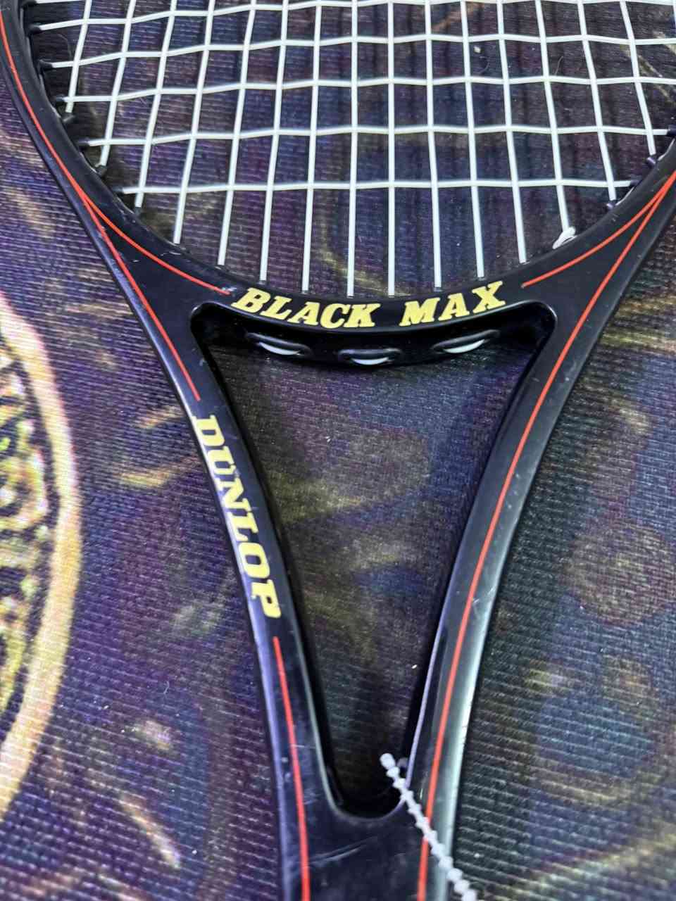 شركة DUNLOP اليابانية
BLACK MAX
اوفر گرب جديد
وزن 310 غرام
كرب 2
اوتار 19*16
نضافتة 95%‎
سعرة 35 الف


**إذا كنت صاحب هذا الإعلان وتريد حذفه لأي سبب، رجاءا أرسل رسالة إلى الدعم الفني**