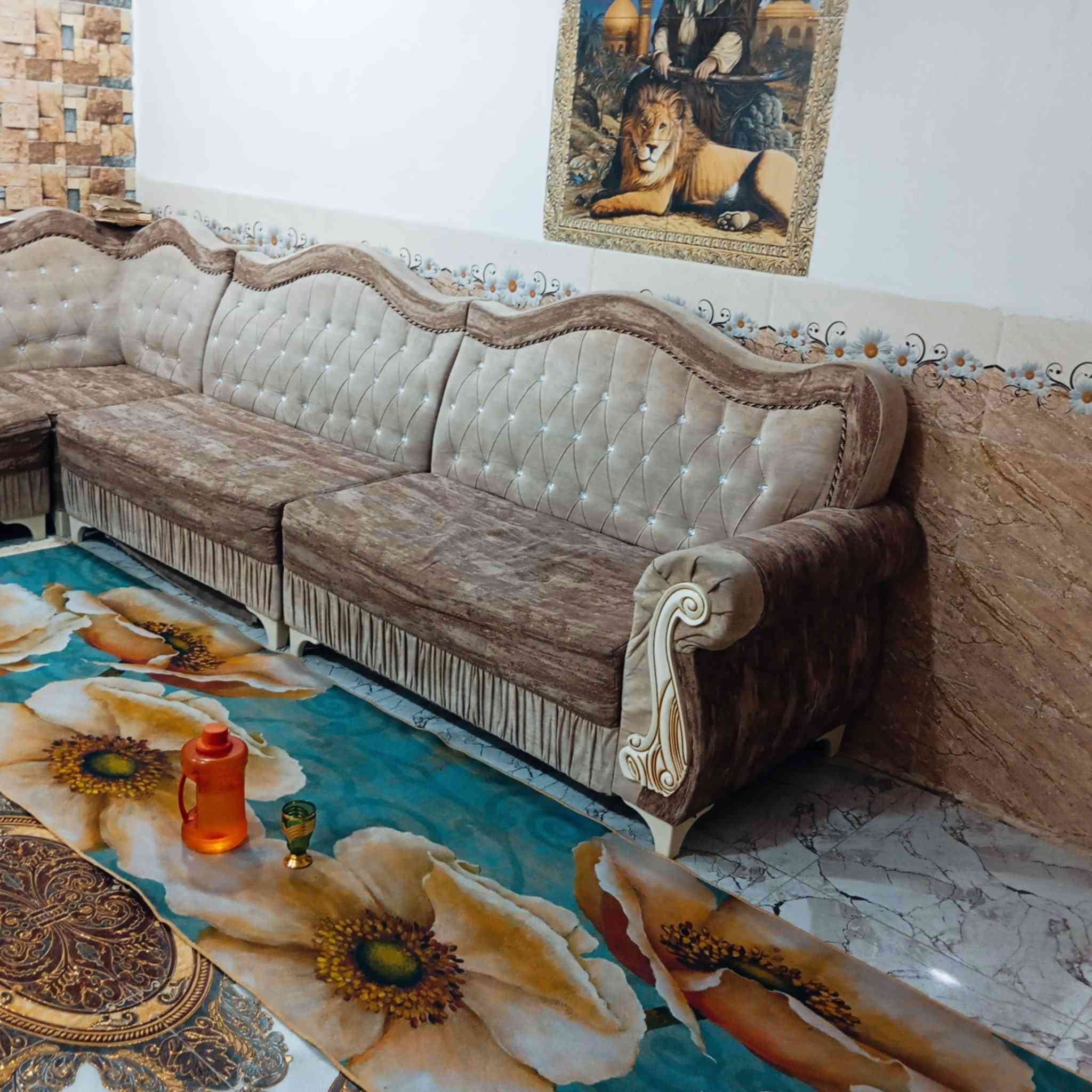 تخم للبيع 6مقاعد لاتصال على رقم
‏‪0773 675 1460‬‏
