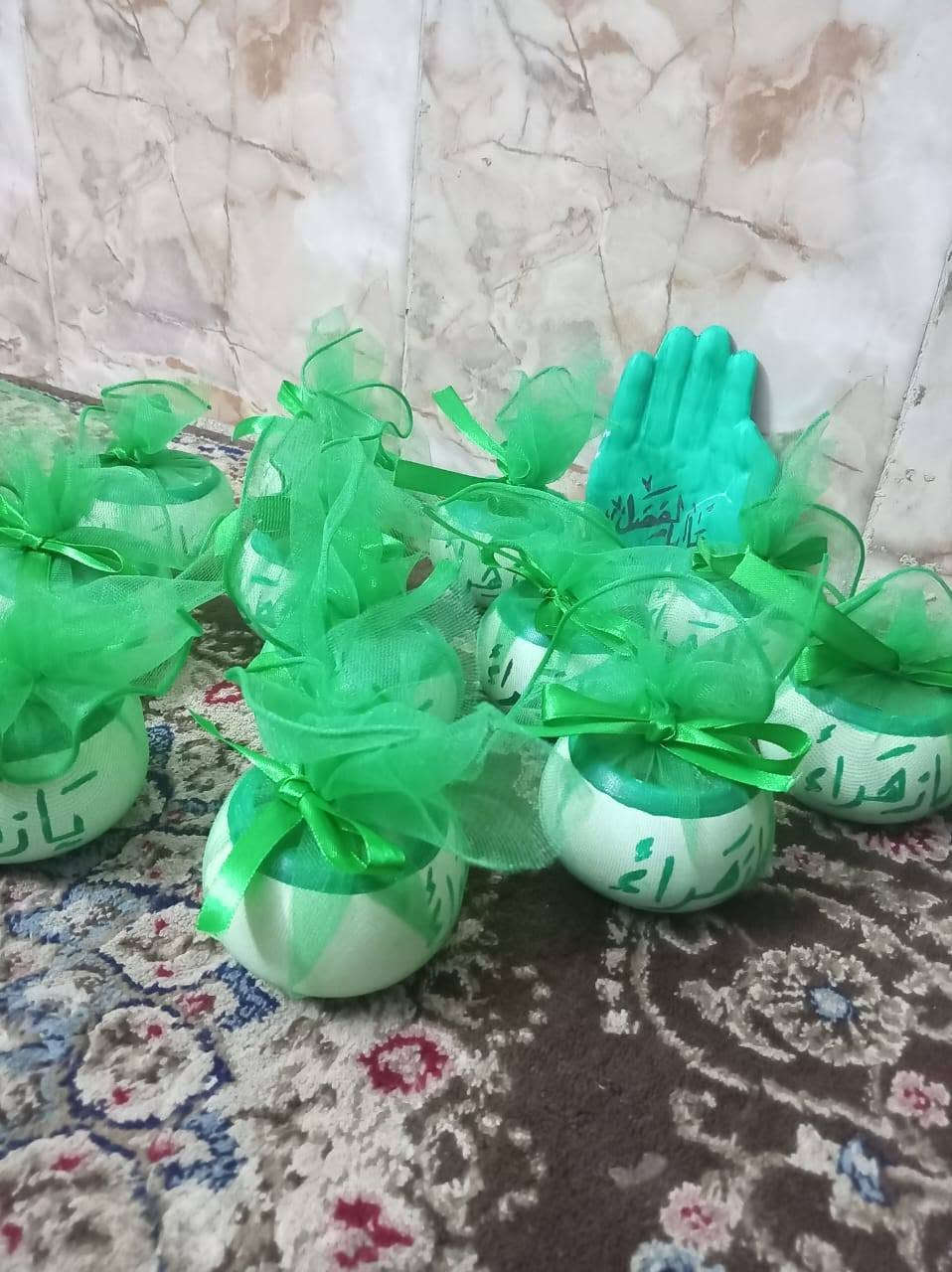 يوجد ريزن لعمل المجسمات الخاصة بتوزيعات شهر محرم الحرام وشهر صفر من تنور الزهراء وكف ابا الفضل العباس عليه السلام ومباخر وتوزيعات خاصة أيضا تكون مغلفة كل هذا وباسعار مناسبة جدا ويوجد خصم أيضا للكميات الكبير كل هذا وعليك الاتصال والحجز المسبق
***********
