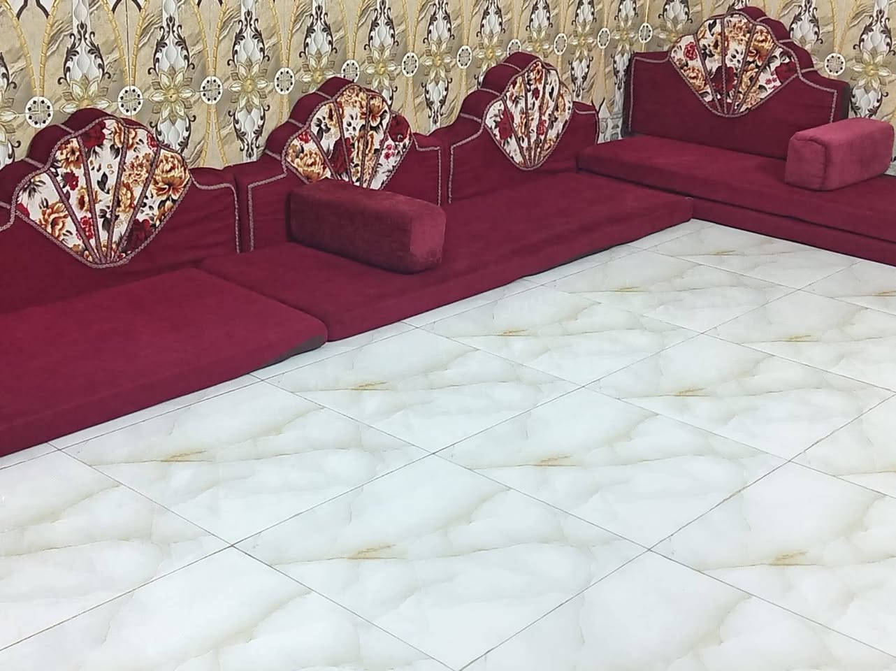 بيع اغراض اخو الجديد كلمن وسعره الجلسه 14 متر 160
المبرده150 
المكينه 175
المولده 200 الاتصال على الرقم ***********
