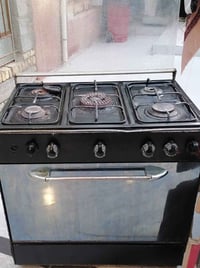 طباخ شرط الشغل نار صافيه بدون فرن السعر ٧٥ وبي مجال ٠٧٨٠٠٠٦٢٧٥٠ واتساب