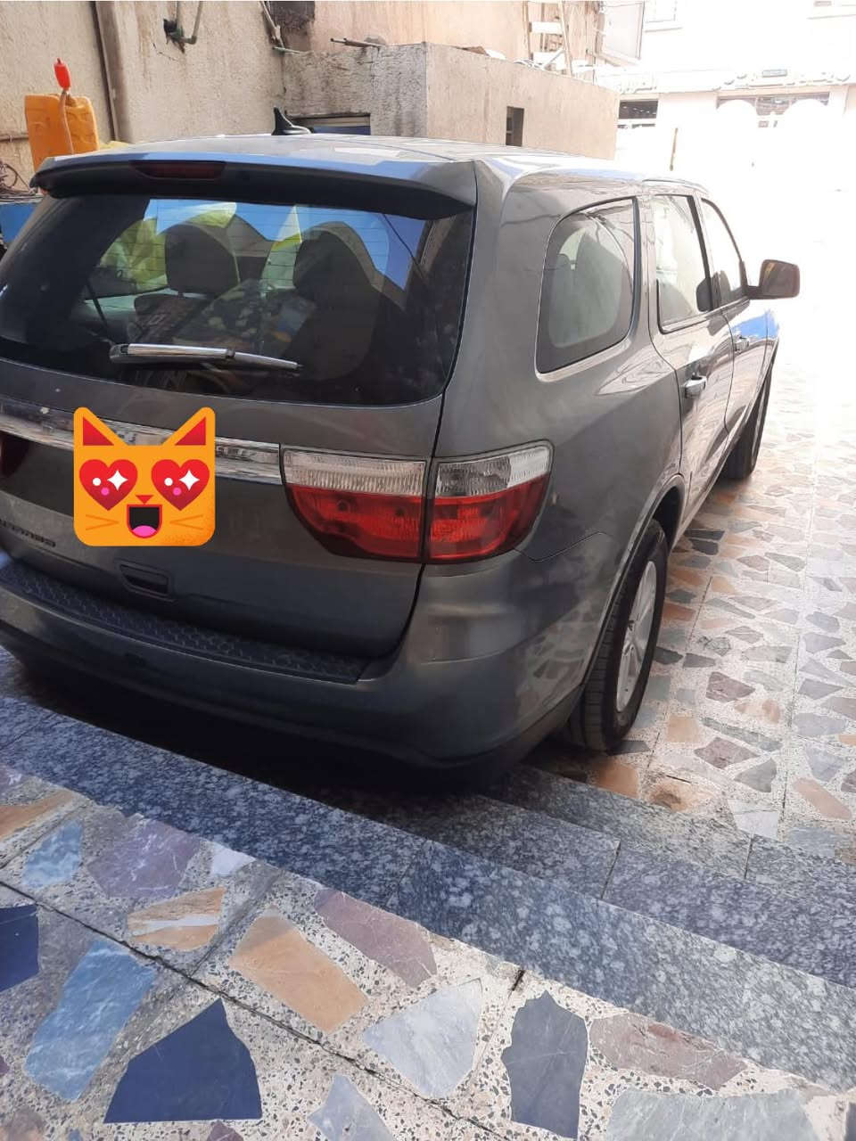 سلام عليكم 
دوج دورنكو 2013
رقم بغداد سنوية لل٢٧
وارد خليجي صبغ قطعتين بدون فتح
مكينة V6 مكينة كير كفالة
ماشية 173 
السيارة جديدة ومامتعوبة 
مكاني ميسان العمارة
السعر ٢٠٠ وبيهة مجال 
***********
واتساب فقط
