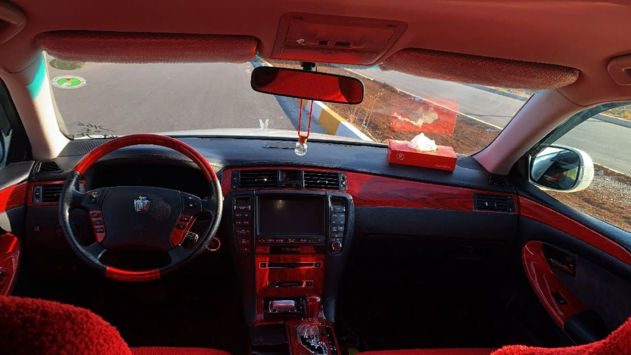 تۆیۆتا کراون (شاهینە) بۆ فرۆشتن
• مۆدێل: ٢٠٠٥ .
• مەکینە: ٨٢ (3.0L) - بێ مەسرەف و بە شەرت.
• ڕۆیشتوو: ١٤٠ هەزار کیلۆمەتر.
• بۆیاخ: ٣ پارچە بۆیاخی ئەوروپای هەیە .
• تایبەتمەندییەکان:
• ناو ڕەشی ساج سوور (٣ دوگمە).
• ئاوێنە ئیشارەت و لایتی ناوچەی کوێر.
• بێ سڵایت و کوشن جلد نییە.
• تێبینی:
• ماوەی ٢ ساڵە لای خۆمە و زۆر خاوێن ڕاگیراوە.
• نرخ: ٦٧ وەرەقە و مەجالی تێدایە.
بۆ پەیوەندی: [نامه‌ بۆ فه‌یسبووك بنێره‌]


**إذا كنت صاحب هذا الإعلان وتريد حذفه لأي سبب، رجاءا أرسل رسالة إلى الدعم الفني**