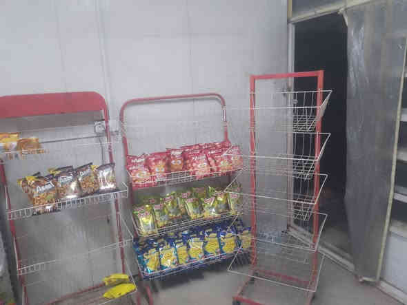 سلام عليكم تصفيه المحل عندي هذني الغراض نضيفات كلش المكان بغداد حي العامل التواصل ***********
