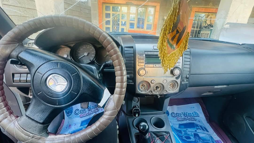 بكم مازده ٢٠٠٨ ✅
سياره ب اسمي تحويل ثاني يوم 
رقم صلاح الدين 
محرك وكير كلو جديد
تبريد تدفئه  كلها شغاله 
كهربائي سياره كلها جاهزه 
المكان.  صلاح الدين 
السعر خاص 
*********** للتواصل
