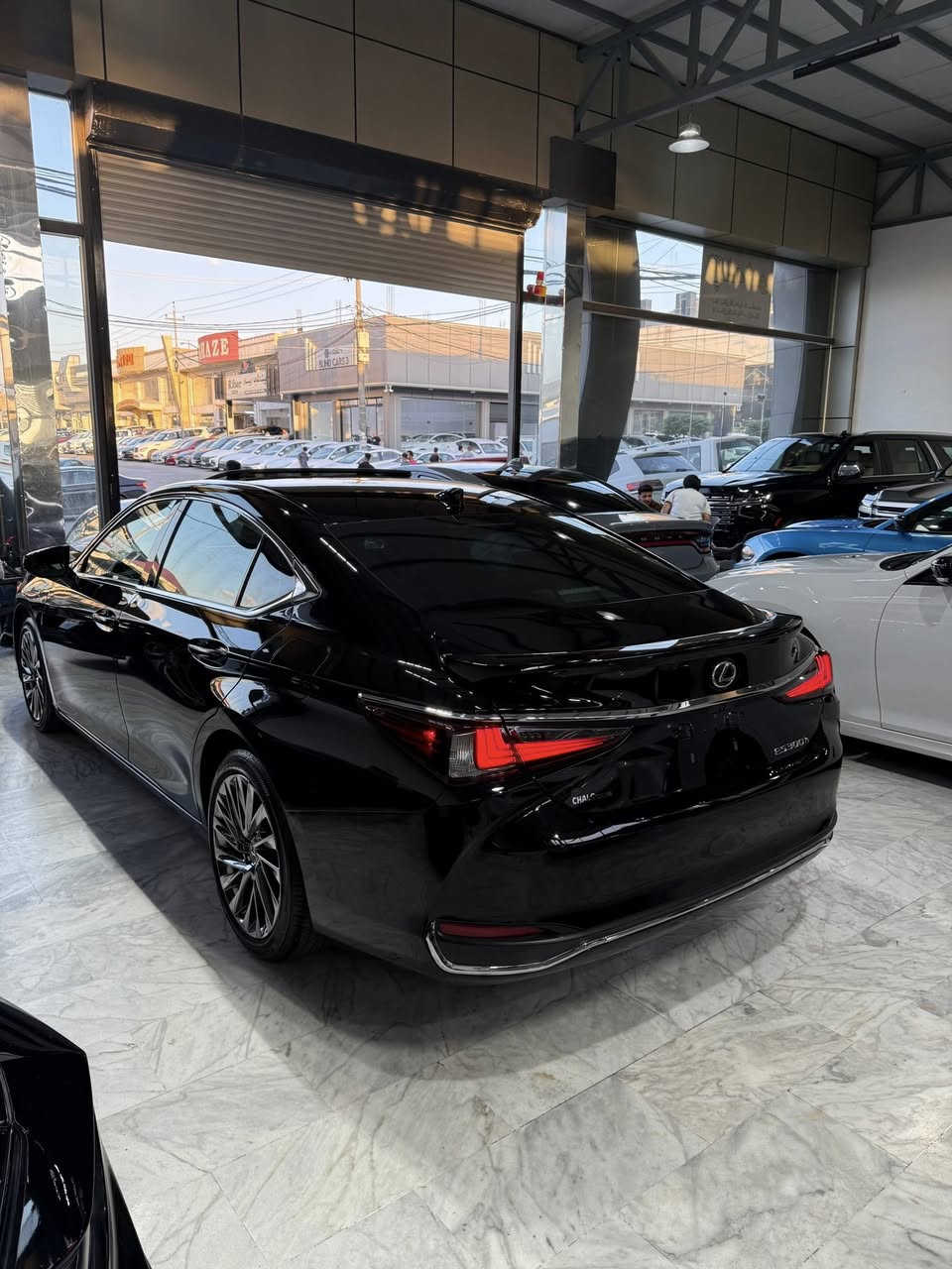 LEXUSE ES 300h. 2024 

Full
ماشيه 22.000M

داتا شو 
360كامرات 
كشنات هيتر تبريد 
كشنات خزن 
مودات قياده سبورت ايكو ونورمال 
شفتات ستيرن 
رادارات اماميه خلفيه نقط عمياء
فتحه سقف
شحن وايرليس
لايت 3 عدسات 
وباقي المواصفات 

البنيد فقط بيه تعديل بسيط👋❤️
370$
مكان دهوك 
تترقم شمالي فقط

***********
