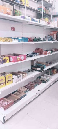 سفينة غذائية للبيع ٤ أمتار السعر ٣٥٠الف  ٠٧٨١٨٦٣٩٣٢٨