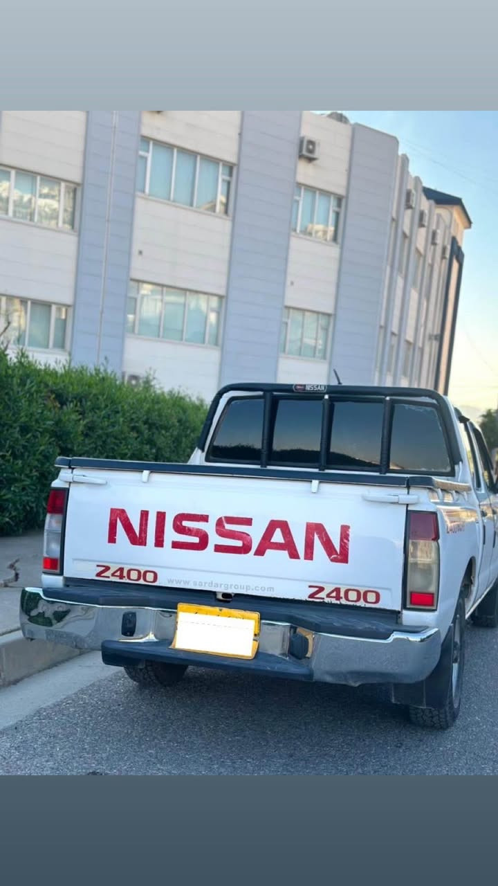 السلام عليكم نيسان ٢٠١٢ محرك ٤ سلندر داخل احمر كير محرك شرط جوة بابين صبخ و جملوخ خلفي شبر صبخ بيدون دواخل بجم كبس رقم صاب سيارة سعر 130 ومجال  *********** واتساب موجود دهوك, العراق
