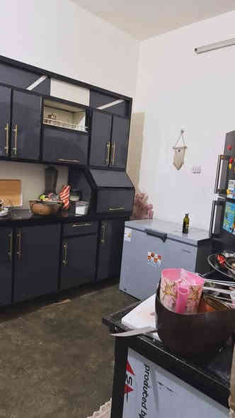 دار للبيع رقم بلديه اوراقه كامله 
130 متر بناء نضيف 
ابنص الطابو صاير 
حي النصر قرب مستشفى النصر 

سعر 55 مليون بي مجال 

الاستفسار مراجعة مكتب المدينه المنوره للعقار حي النصر قرب جامع المدينه المنوره 
***********
نستقبل جميع عروض بيع وايجار العقارات السكنيه والزراعيه
