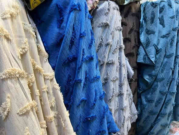 عرض خاص     
المتر  ٧  
قماش بردات   بوهيمي 
حصرياً لدى مفروشات الحياوي 😍😍💯
كُل هذا الجمال ما تلكو بس عدنا 😍💯     
#واتساب ***********
لتأكيد الطلب الرجاء ترك العنوان ؟ 🏡 ، رقم الموبايل ؟ 
شكرا" لاختياركم 
توجد خدمة توصيل لجميع محافضات عراقنا الحبيب
