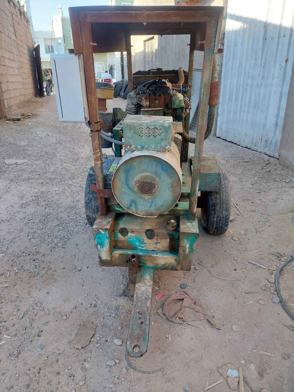 السلام عليكم
للبيع 

مولد كيا 30 كيفي ثري فيز 

جاهز شغال بدون تبخير 

سعر 13 ورقة ونص وبي مجال 
مكاني ديالى بعقوبة 
للاستفسار / ***********
