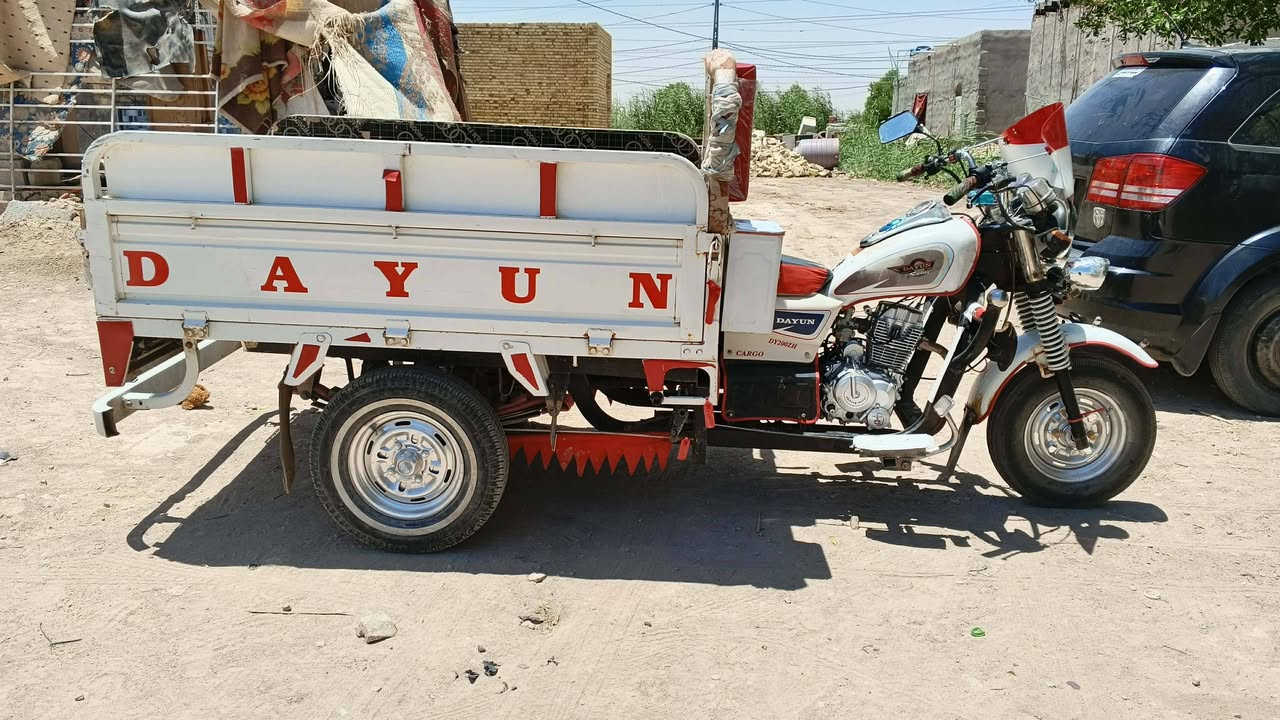 للبيع موديل 21محرك توني شاده مكان الشطره سعر 2/200بيع مجال ***********بدي بلاد اي نقص مابيه
