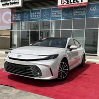 تويوتا كامريGLE   2025 بانزين SAS عداد المسافه km38 بلد المنشأ : خليجي...