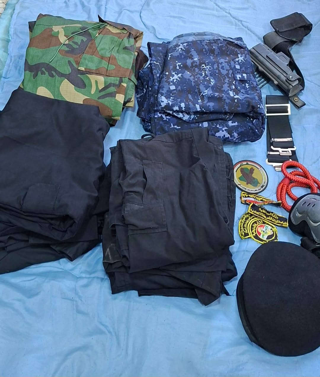 كلهن للبيع 
الأحذية بيع جمله وليس مفرد جمله 
كلمن سعره 
بغداد لامين ثانية


**إذا كنت صاحب هذا الإعلان وتريد حذفه لأي سبب، رجاءا أرسل رسالة إلى الدعم الفني**