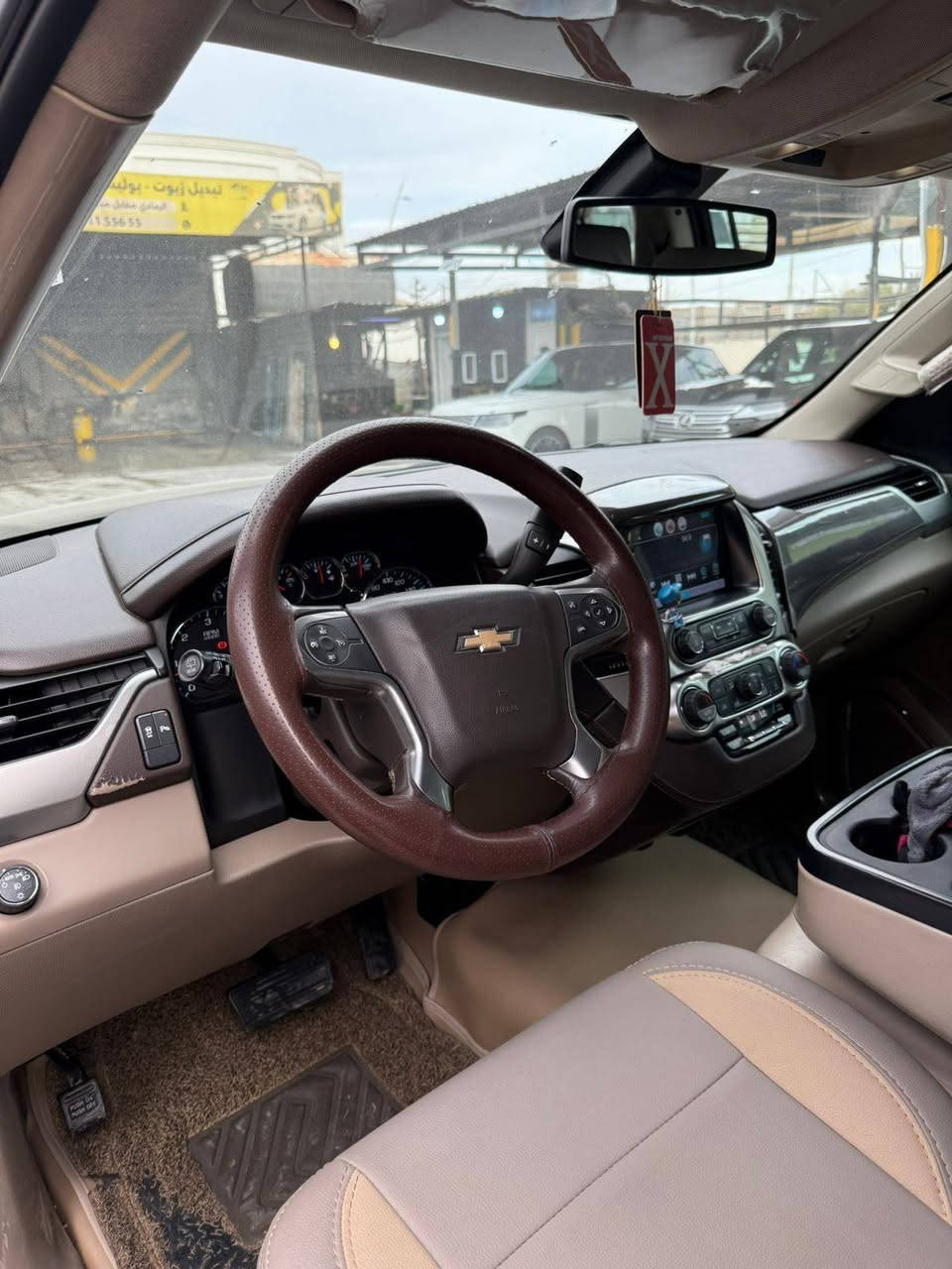 السلام عليكم
شوفرليت سوبربان تكسي للبيع 

خليجية موديل 2017

رقمها اربيل سيارة جاهزة من كل النواحي على وضع الشركة

تورباين 77 باقي بي تقريبآ 100 الف سيارة بلادية وجدآ جدآ نضيفة

بيها بارد بين البابتين جهة السايق 

حتة الداعميات كفالة لا صبغ ولا غيرة 

السعر 29 وبيها مجال للشراي 

اني مكلف بالنشر للأستفسار اكثر الأتصال على الرقم ***********
