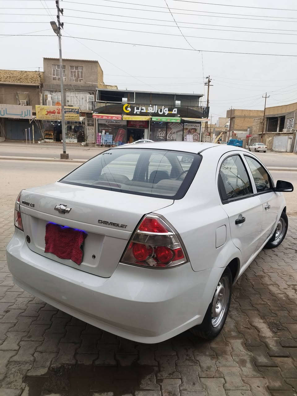 سلام عليكم افيو للبيع 2011 سعره 56 وبيه مجال
كير مكينه خير من الله 
تبريد ثلج 
صبغ عام 
***********
