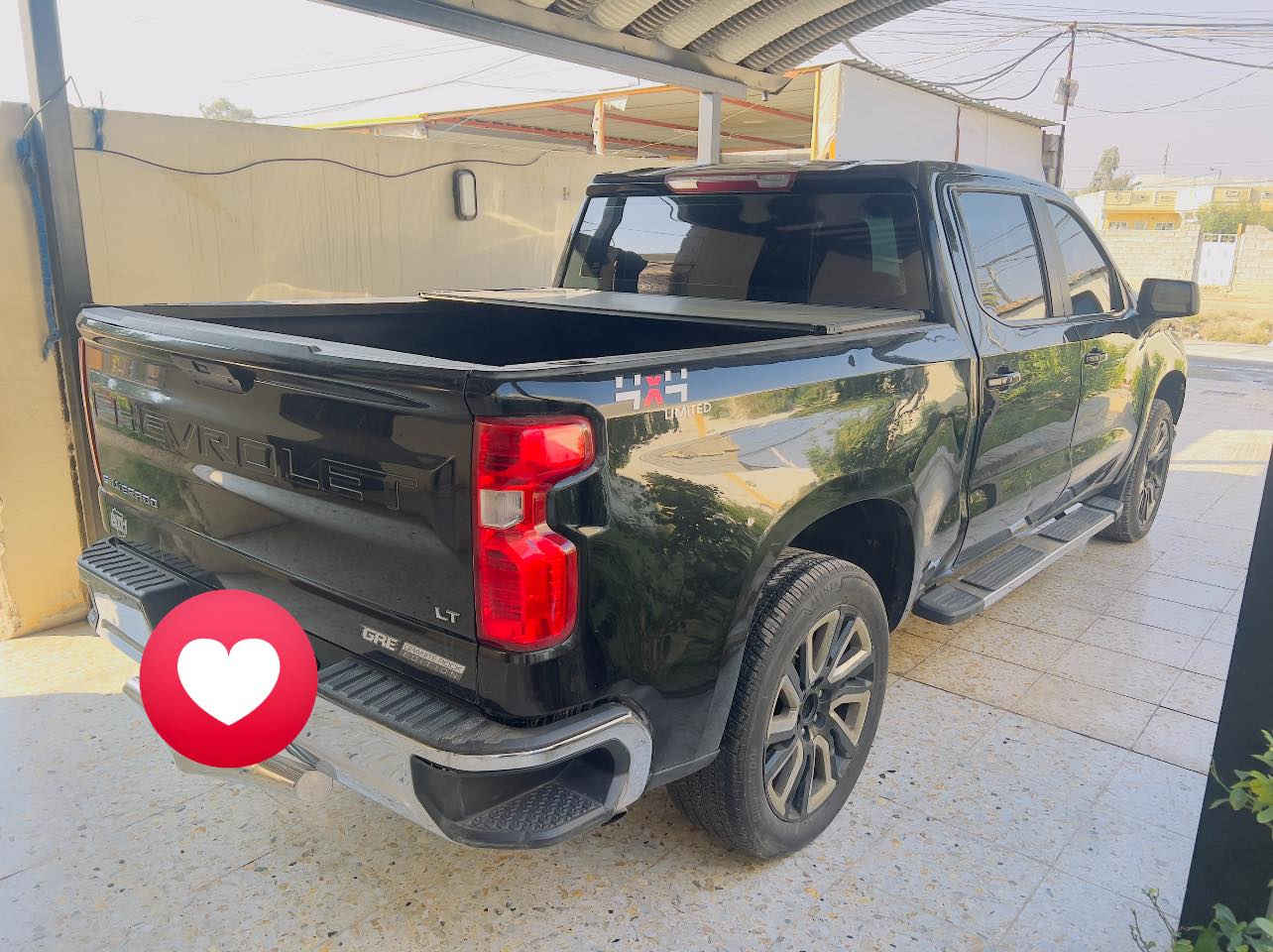 السلام عليكم 
للبيع سلفادور 2020 
تحول سريع السنوية تسقط 2028 
تحتوي على تخويل تضليل صادر من المرور العامة 
فول مواصفات 
8 سلندر 
مكينة 5300 
كشنات كهربائية 
شاشة دشبول 
معروفه مواصفاتها 
تخم تاير جديد 
باتري جديد 
تبريد ثلج 

السعر 225 $ وبيها مجال 
العنوان بغداد 
***********
