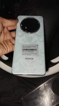 هونرX9c رام 12 + 12 شاشه 120 هيرتز جهاز صار لي شهرين من اشتريته مشغل ب...