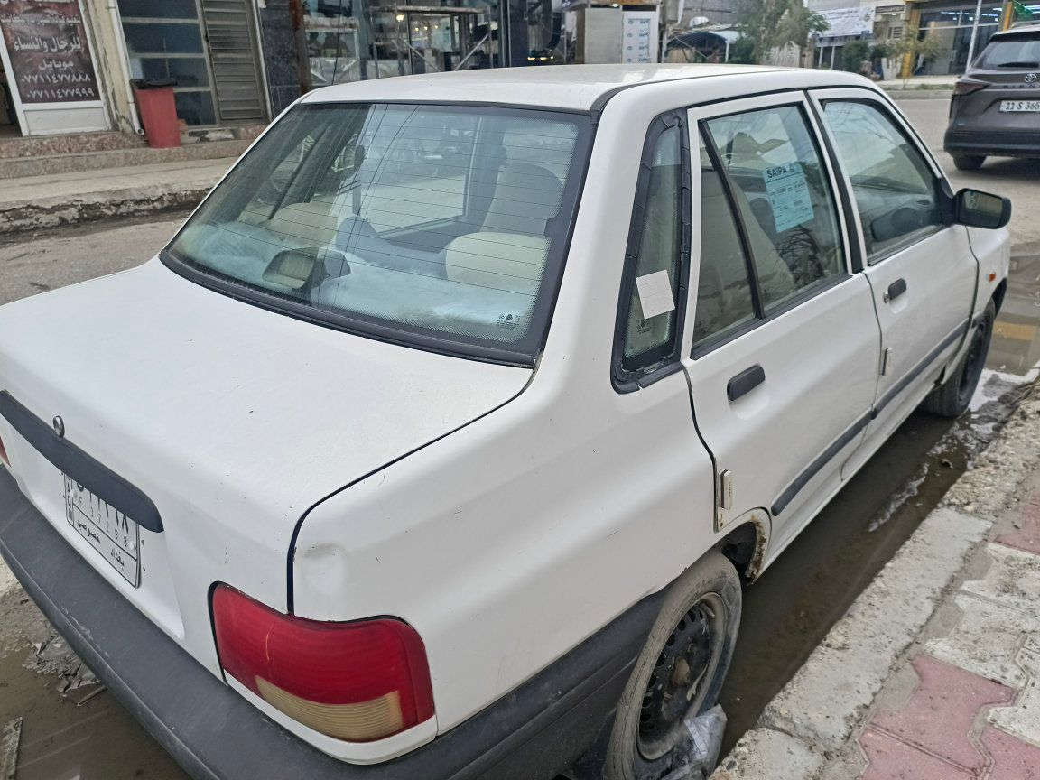 السلام عليكم سايبا موديل 2012 لون أبيض رقم بغداد  
بس بيه خياسات دوسات فقط والباقي كل يشتغل تجي وتشوف بعينك واني حاضر الك 
سعر 35 ورقة أو بيه مجال 
رقم ***********
العنوان بعقوبة
