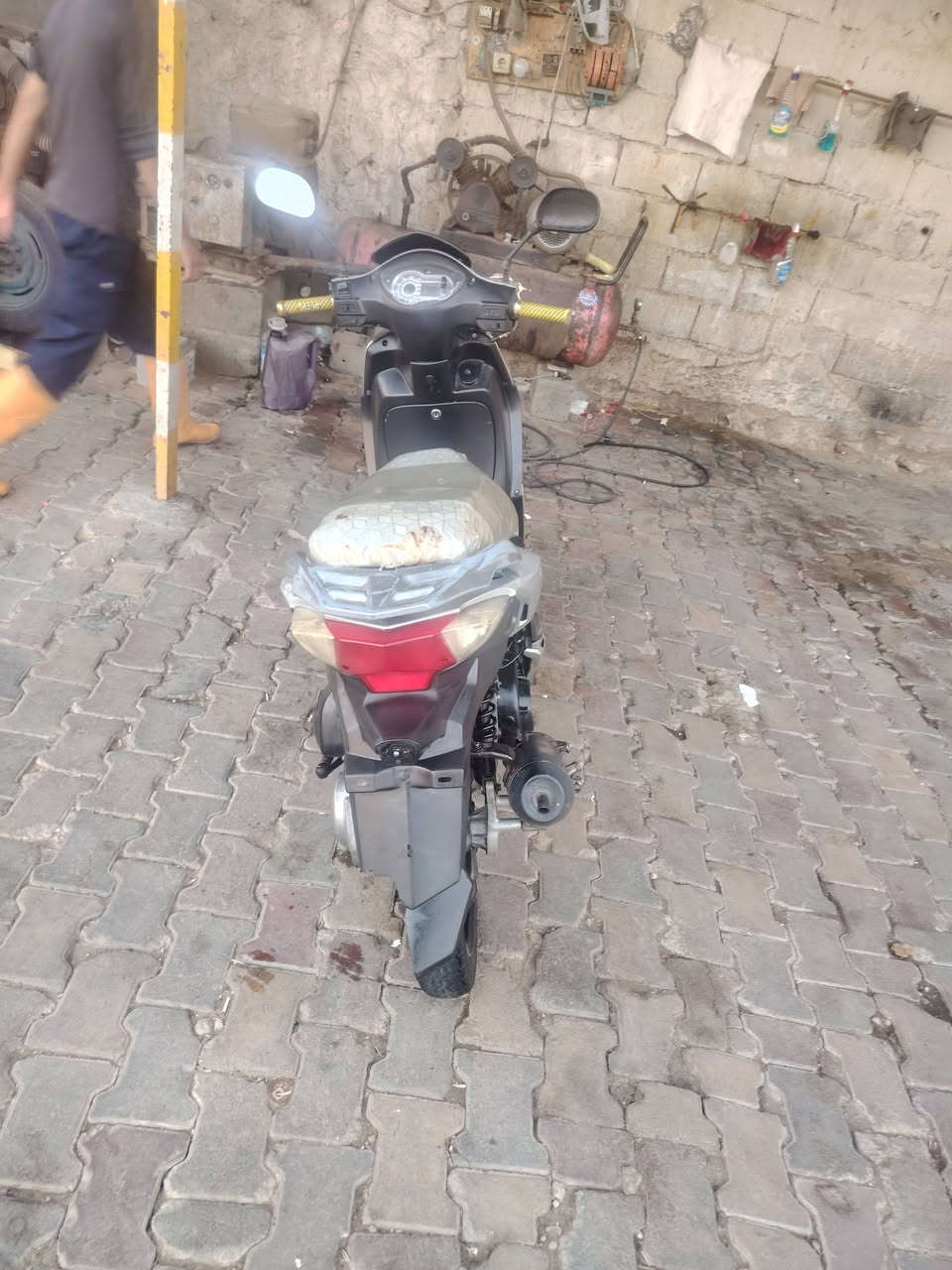 للبيع سايم جبلي موديل 2019
الماطور جاهز ومكفول من كلشي
محرك كفاله عامه كهربايات كلها شغاله
سعره 500 مكاني كبيسه


**إذا كنت صاحب هذا الإعلان وتريد حذفه لأي سبب، رجاءا أرسل رسالة إلى الدعم الفني**