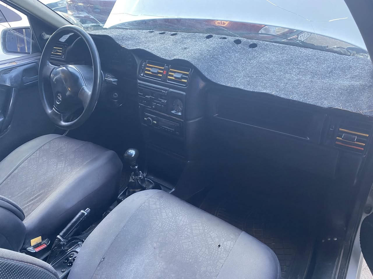 للبيع 
Opel فكترا موديل 92 
محرك 18 جنطة
 جامات كهرب 
قفل مركزي سلايد 
صبغ دوائر +باب سايق فقط
شرط الوكالة والتحويل 
كابون بانزين 
السعر 45 للتواصل على الرقم 
***********
عنوان شيخان
