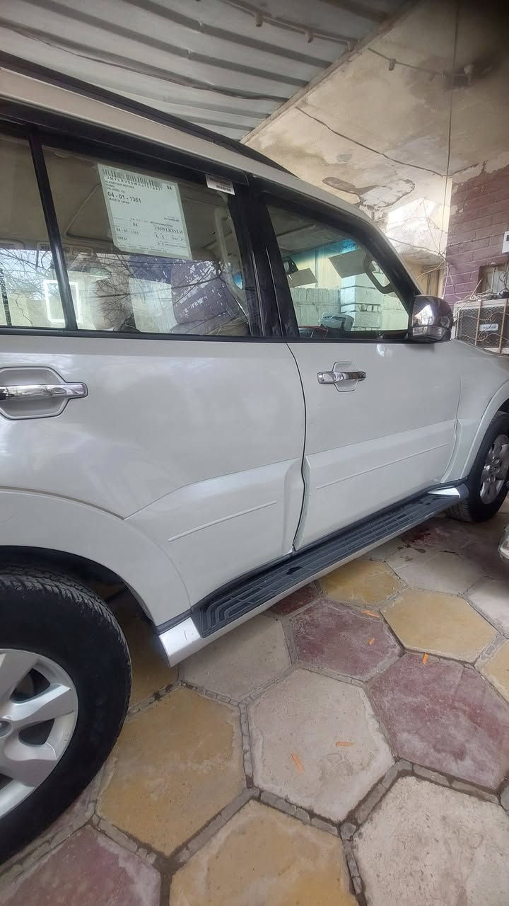 سلام عليكم باجيرو حبتور٢٠١٠ فول مواصفات رقم انكليزي بغداد لون ابيض صدفي ماشيه ١٣٦ مراوس حسب القناعه *********** خاص مفتوح
