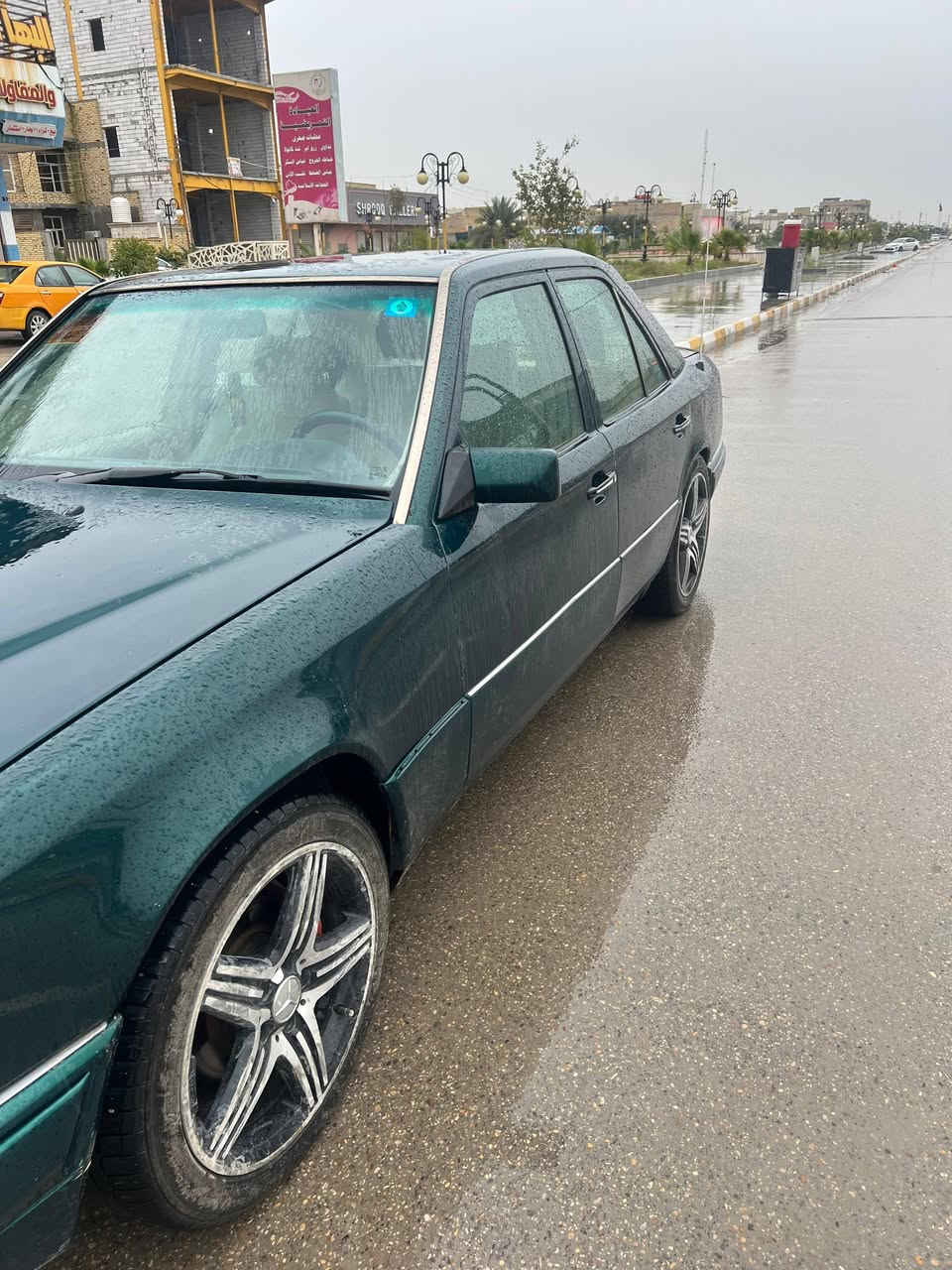 السلام عليكم 
مارسيدس دب بيبي شبح بلاد موديل 95 محرك بلاد خراطيم 6 سلندر 
رقم بغداد انگليزي باسمي اللون زيتوني سياره نظيفه وجاهزه 
حداديه جديده تخم تاير جديد ويل كب جديد 
كشنات جلد كهرباء 
دواخل بيجي
فتحه قماره شغاله 
مرايات كهرباء 
السعر، 85
العنوان ناصريه مركز


**إذا كنت صاحب هذا الإعلان وتريد حذفه لأي سبب، رجاءا أرسل رسالة إلى الدعم الفني**