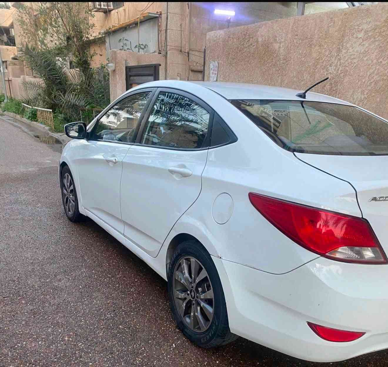 اكسنت خليحي نوديل 2016
3 قطع جامرلغ وبنيد وباب الخلفي عكس السايق
سلايد روف 
تحكمات ستيرن 
اشاير بالمري 
نظام مانع انزلاق 
تخم تاير 
صدر امامي خلفي جديد
تبريد ثلج 
گير محرك خير من الله
السعر 83 وبيها مجال قليل للاستفسار *********** مكاني بغداد

