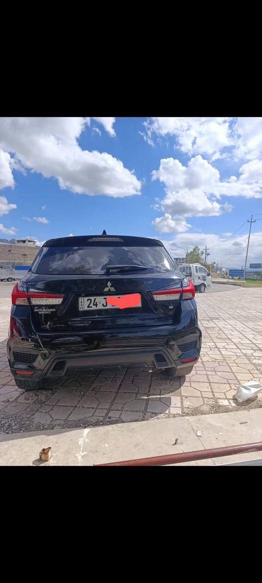 سيارة ميتسوبيشي اوتلندر سبورتي موديل 21 صبغ بوندي وجملغ امامي صبغ سنويةوهزا جديد لحتى 2030 ماشي سيارة 81000
سعر 130$$غرامة 490000الف ينقص من السعر 
مكان سيارة دهوك عقر ة 
هاتف ***********
