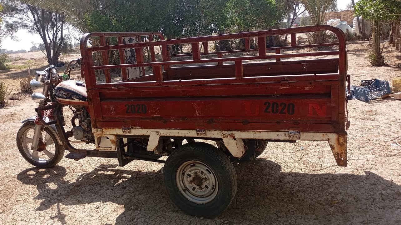سلام عليكم  من رخصة مدير الكروب ستوته دايون موديل 14 للبيع جاهزه وكله شغاله اوراق الصوليه سعرب800وبيه مجال حك الجيه العنوان بابل بين جبله ناحيه الامام اتصال ***********---***********
