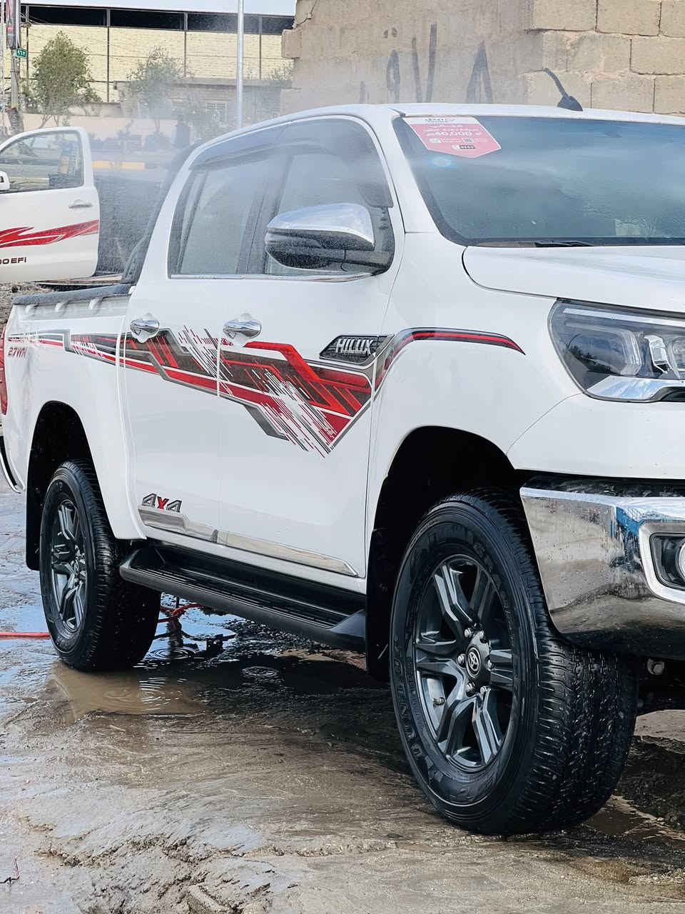 السلام عليكم بيكم هايلوكس موديل 2023 ساز رقم بغداد دولي تحويل ثاني يوم مكفوله كفاله عامه كير عادي فول مواصفات تبريد قطعتين تبريد كشن ويل كب ماشيه 76 رقم ***********
