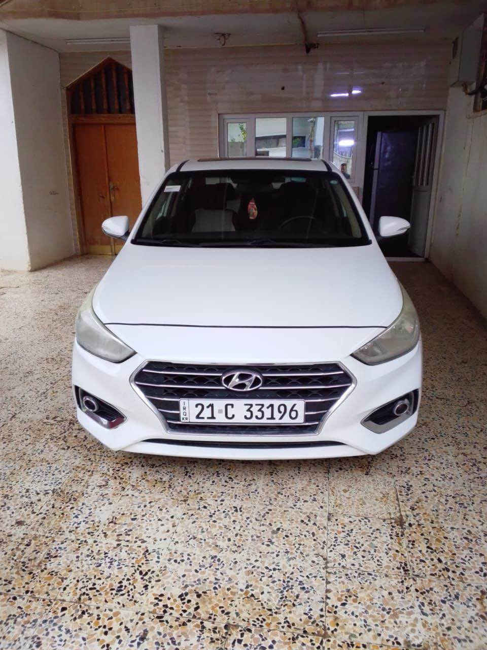 سياره هونداي اكسنت خليجي موديل ٢٠٢٠ محرك ١٦ مامفتوح سياره صبغ فقط باب السايق بدون دواخل مكاني كركوك سعرها 130 مواصفات فول سنويه ليحد ٢٠٣١ السياره بأسمي شرط التحويل رقم مبايل *********** كركوك, العراق
