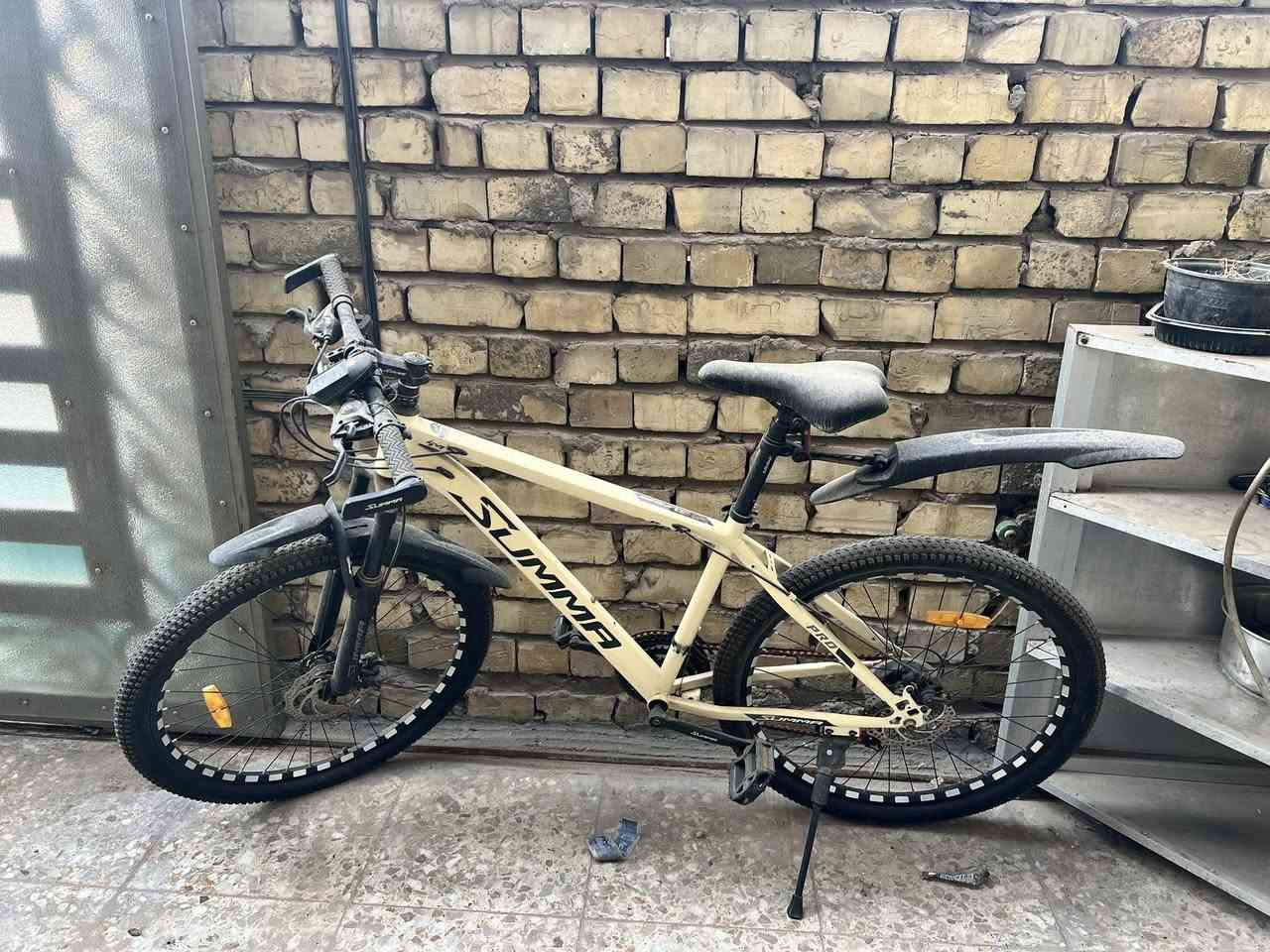 لل بيع
***********
