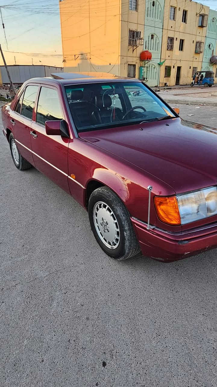 السلام عليكم مارسدس دب
موديل 86محدثه 91فول  تبريد ثلج
كير ومكينه مكفولات خراطيم 
كهربائية كلهة شغاله 
غرفه جلد 
السعر 65 وبيهة مجال بصيط 
*********** موجود واتساب
