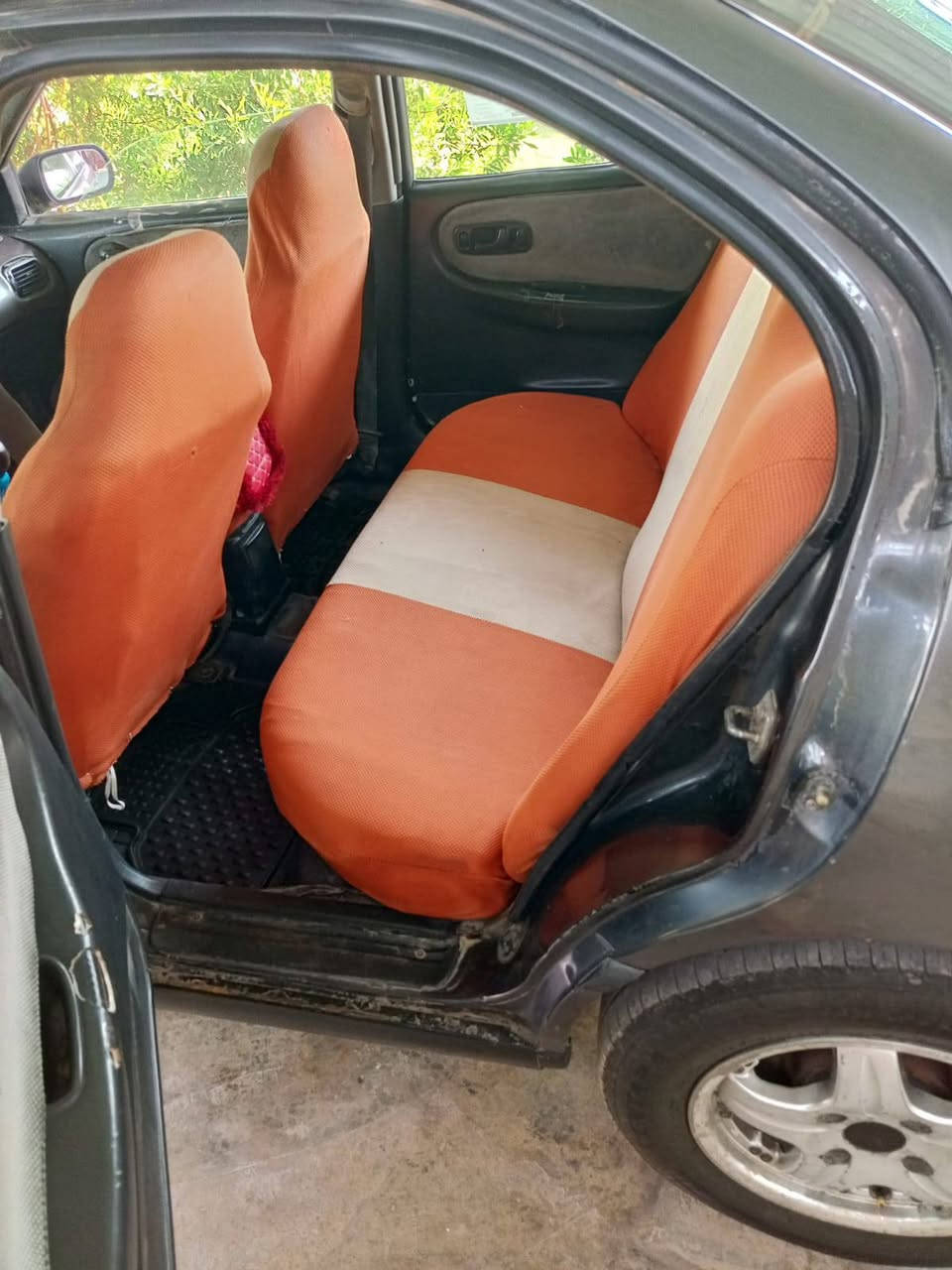 سلام وعليكم نيسان براميره موديل 91لا صرف ولا تبخير صدر نضيف حداديه نضيفه كير مكينه خيرمن الله  تحويل مباشر سنويه ساقطه      كير عادي السعر 20وبيهه مجال  مراوس هم يرهم       ..عنوان ديالى شهربان ***********
