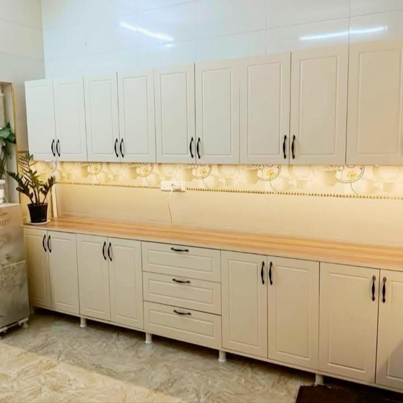 عرض خاص علئ مستوى #ألعراق  يوفرلكم معرض الياسمين 
للتصال ء‪***********‬‏ 
#ملاحضـة/جميع ألتفاصيل مذكورة بالمنشور 
جميع الصور المرفقة من أعمالنا حصرأ  
كاونترات فصال وليس جاهز 4 ايام يجهز الطلب 
كاونترات مطابخ خشب تركي الاصلي عالي ألجودة 
مرمر صناعي مواد تركي ضمان 5 سنوات 
تصاميم  حديثة تناسب جميع ألبيوتات ألعراقية 
جودة في العمل ومصداقية في التعامل 
سرعة في ألانجاز وألتنفيذ  

أسعار مطابخ  أل ( HDF ) 

قياس ٣ متر+ سنك مرمر متر ونص 850ألف
قياس ٢.٥ متر+سنك مرمر متر ونص ب 750 الف 
قياس ٢ متر +سنك مرمر متر ونص ب650 الف

أسعار مطابخ أل  ( MDF )

قياس ٣ متر +سنك مرمر متر ونص ب 650 ألف 
قياس ٢.٥ متر + سنك مرمر متر ونص ب 600 ألف 
قياس ٢ متر +سنك مرمر متر ونص ب 550 ألف 
#ملاحظة :- عروضنا فقط ألسنك مرمر 

#ملاحضة ذا وصلك مو نفس صوره ديكور ولون الك حق ترفض الطلب/
يوجد كادر اتخذ قياس مطبخ داخل بغداد مجانا 

للحجـز و ألاستفسار مراسلتنا على ألخاص أو مراسلتنا على ألواتس أب وانتصال  *********** #معرض  #الياسمين
