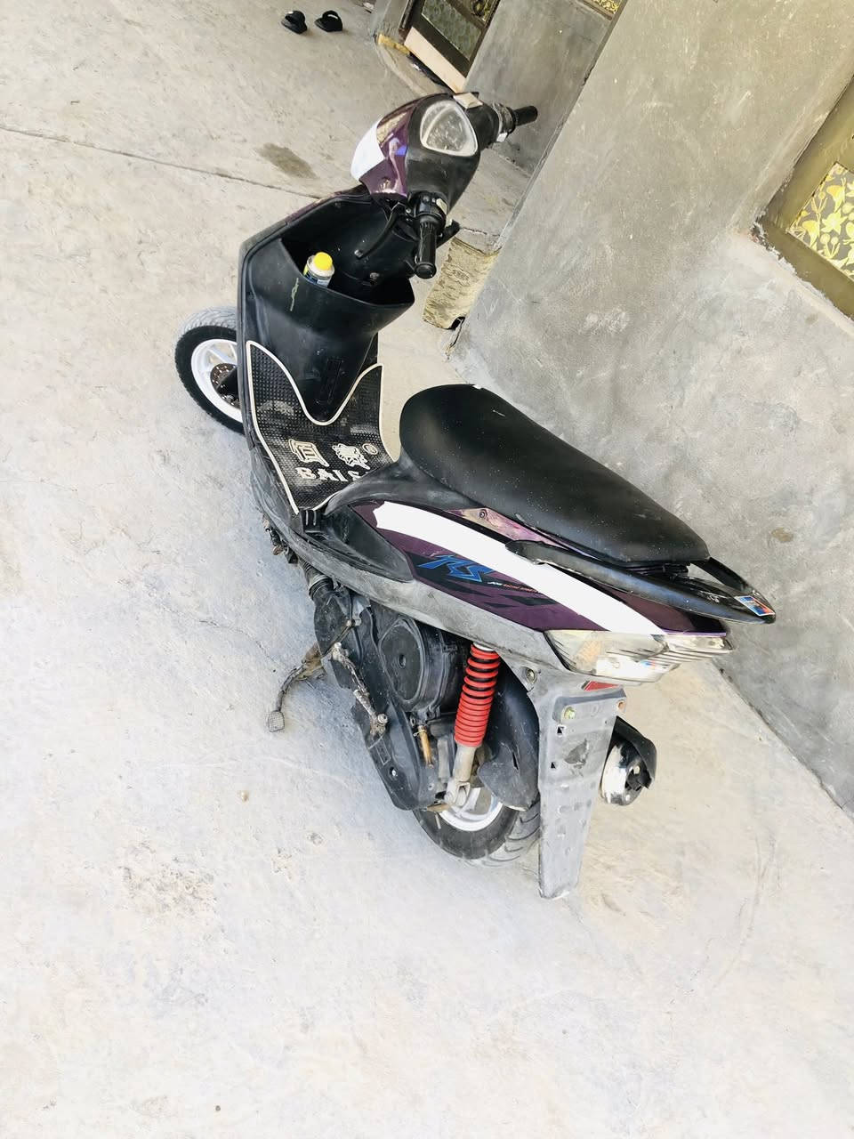 سلام عليكم ماكس عدله للبيع فقط
دراجه كل بلادي وين ما تريد افحص 
فقط ويل بدلت وعدي بلاديات هم 
دراجه كفاله من كل مكينه كهربايات 
نكره سلف وهندر هم شغال
دراجه حلوه سعره 650وبيه مجال بسيط 
رقم  ***********  بي وتساب وخاص هم موجود  فدوه مو شراي لا يتعبني وسلامتكم
