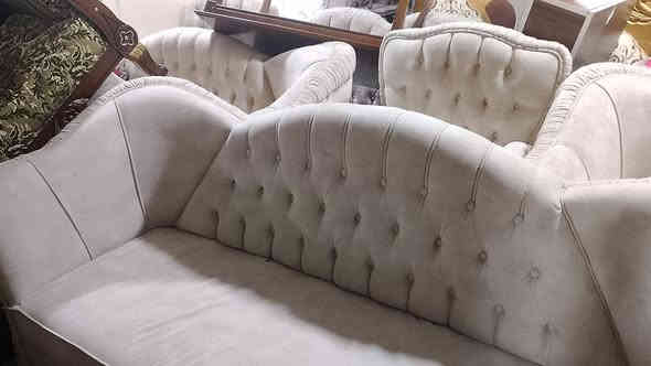 السلام عليكم تخم مستعمل نضيف تركي 10نفر رقم الهاتف ***********
