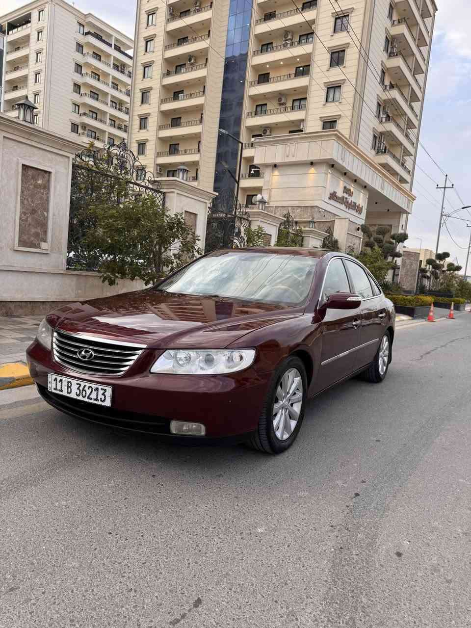 سلام عليكم
هيونداي أزيرا ٢٠٠٩السياره نظيفه جدأ كتلوكات الشركة بيها صبغتها حزام فرن درجة أولى بسبب شخوط وجراد بيها طخه بسيطه الجاملغ الأمامي الأيمن كولشي موضح بالفيديو افتحه واسمع تفاصيلها كامل 
سياره صافيه وخير من الله صدر امامي خلفي رقم بغداد انكليزي 
حجم المكينه 6 سلندر داخل جلد+تحكمات كهربائيةكروز سرعة
٥ويل كب بلادي تخم تاير جديد + صدر جديد
مري جانبيه قلابه عند الرجوع اشاره مري جانبيه بردة خلفيه سماعات انفنتي دمام خلفي بلادي تبريد قطعتين كير اوتو تحكم ستيرن جهتين مثبت سرعة cruise control سستم نيكل بلاد دوسات نيكل Azera بلاد بلوتوث + 3 مخارج USB نطام مانع انزلاق Abs
اخوان السياره جديده وما بيها اي نقص 
مكانها الفلوجة 
السعر 97
***********
***********
