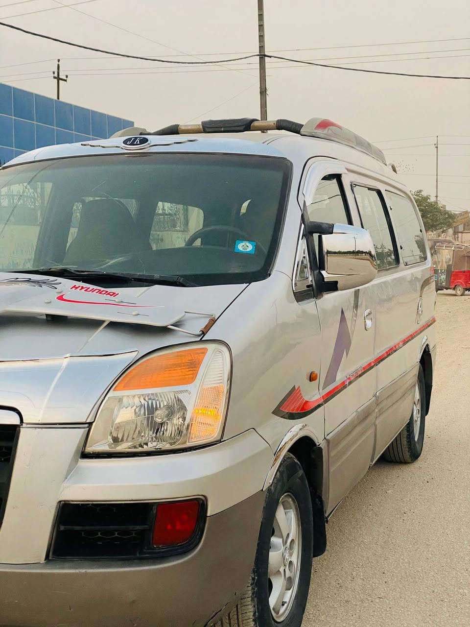 السلام عليكم
ستاركس موديل 2006  
رقم بابل انكليزي تحويل مباشرر سنويه لغايه 2030مصفره هيئه ومرور
مكينه مفتوح سوبر مكفوله من التنقيص والتبخيركير واكسل كفاله حداديه جيده 
4 دسك سياحي
السياره جاهزه بدون نواقص 
صبغ حزام للجماليه بدون اي حادث 
السعر75 وبيها مجال
***********
***********
