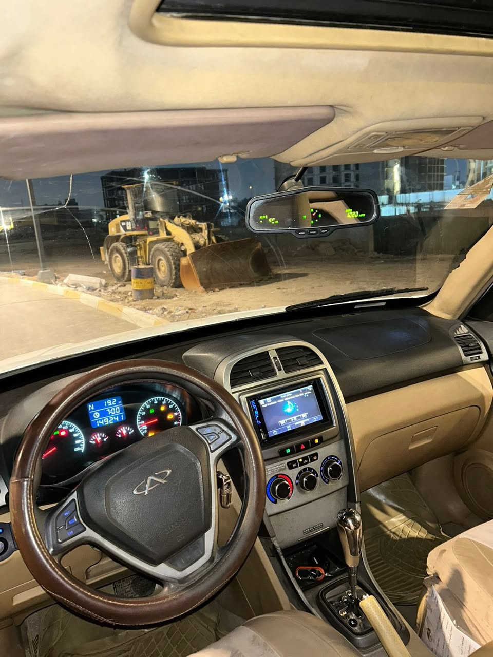 السلام عليكم تيكو موديل 2013  سيارة رقم بغداد سيارة حلوه كير محرك صدر تايرات باتري كله تمام سيارة بدون خياس كلش حلوه تبريدها ثلج سيارة كلش حلوه وجاهزه فول فتحه تحكم ستيرن شاشة أندرويد محرك 1800 تبريد بل كشنات جلد كير كهربائي حساسات خلفيه السعر 59$ وبيها مجال مكان سياره بغداد حي العامل رقم تلفون ***********
