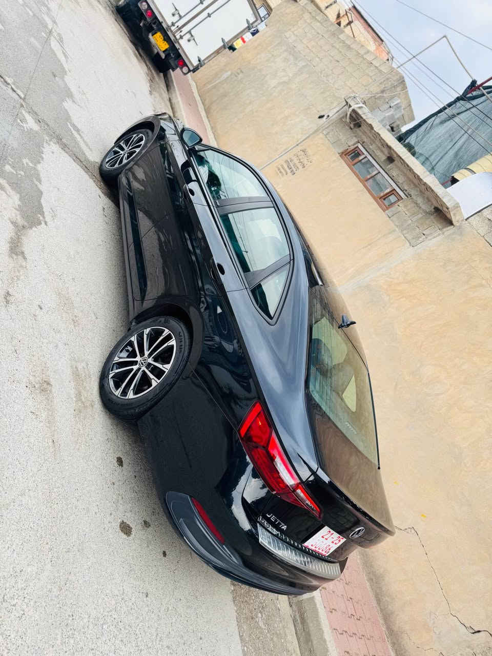 Volkswagen Jetta 2024 S Sport 
16000 مایل 
سبوغ/ بس بۆنید بئ ناوگرتن
ارباگ/ شان وسوکان دانراوەتەوە
ژمارە کاتی
ڕادارو بەردو ڕادێتەو بەوابەو لایت بیلادیە
مواسەفات ڕاداری پێشو پشت خەتی جادەو کوشن هیتەر
ئاوێنە ڕادار زۆر مواسەفات تر… 
(3VWBM7BU1RM067039)
***********. WhatsApp أربيل, العراق
