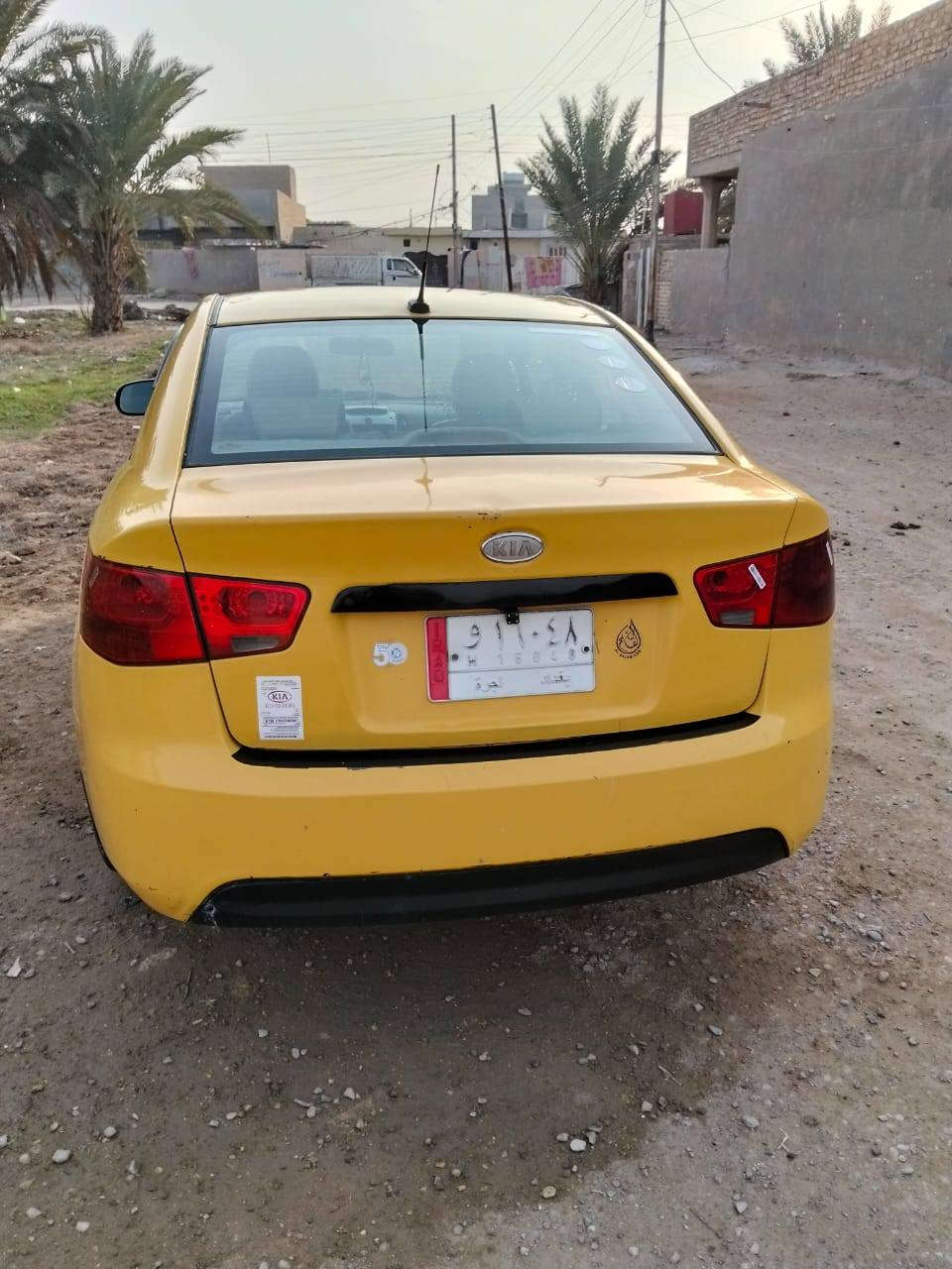 السلام عليكم كيه فورتي موديل 2010سياره بدون حادث دعاميه بس موجود سونار السعر 88وتواصل على الرقم 
***********
